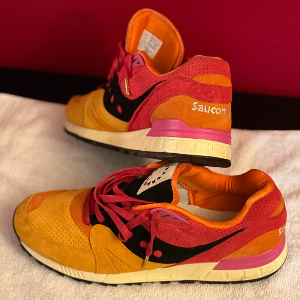 Saucony Shadow Master Ubiq Edition Sz 13 Orange/Red/Blk/Wht